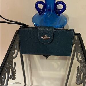 Coach Crossgrain Tech Wallet in Forest Green and Oxblood NWOT